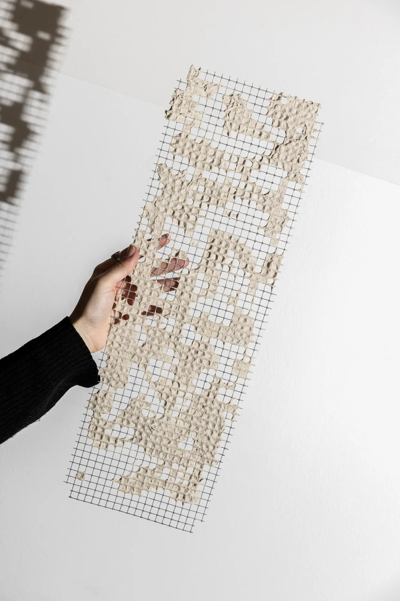 Walk in the Park Chair - Classic and organic design with mid-century curves, inspired by Scandinavian and modernist styles. Comfortable and suitable for various environments and people. Refined simplicity with a timeless aesthetic.